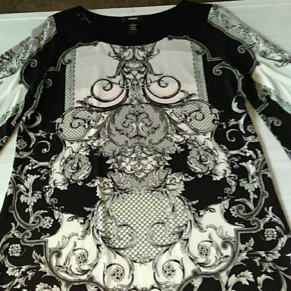 Dress - Picture 3 of 4
